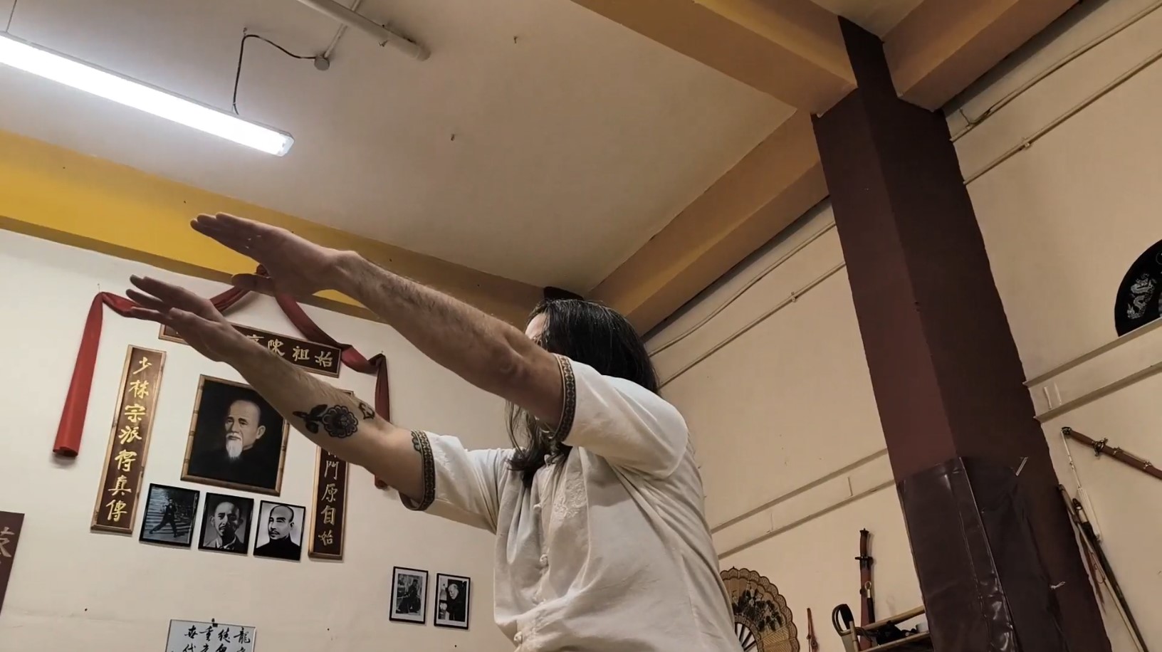 Suba Lohan practica Chi Kung